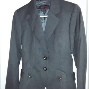 COPY - Escada Grupo Blazer